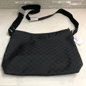 Brand New with tags black Gucci Messenger Bag